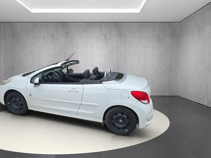 Gebraucht Peugeot 207 120 PS (88 kW) 2010 Cabrio