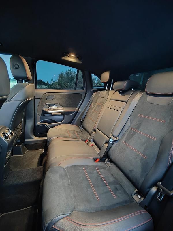 Gebraucht Mercedes GLA250 AMG line 218 PS (160 kW) 2022 Grau SUV