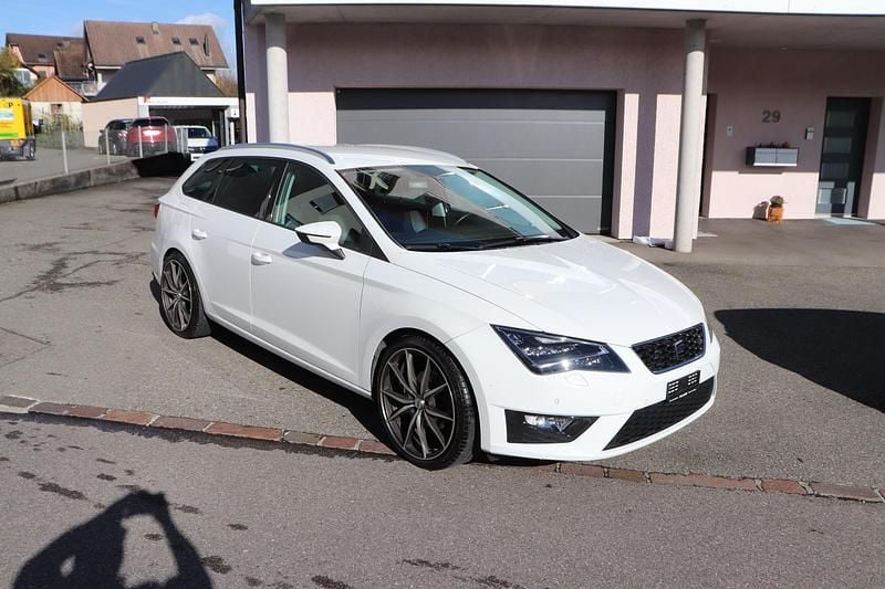 Gebraucht 2015 Seat Leon ST FR-Line Kombi | CHF 10’900 (Etwas zu teuer) - Bild 1/4