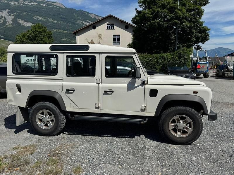 Gebraucht Land Rover Defender 122 PS (89 kW) 2009 Kombi