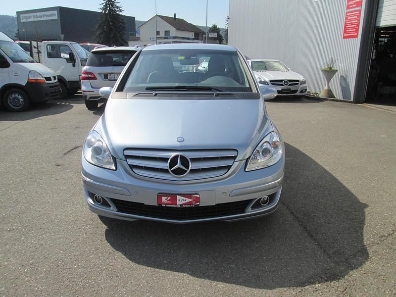 Gebraucht 2007 Mercedes B200 Van / Kleinbus | CHF 7’900 - Bild 1/4