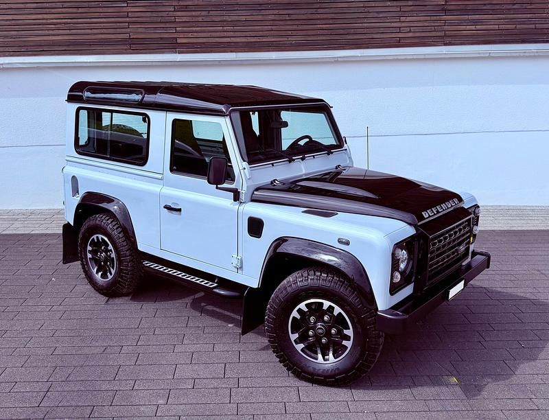 Gebraucht Land Rover Defender Adventure 122 PS (89 kW) 2015 SUV