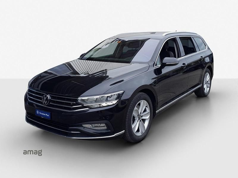 Deepblack perleffekt Gebraucht 2023 VW Passat Elegance Kombi | CHF 29’900 (Fairer Preis) - Bild 1/4