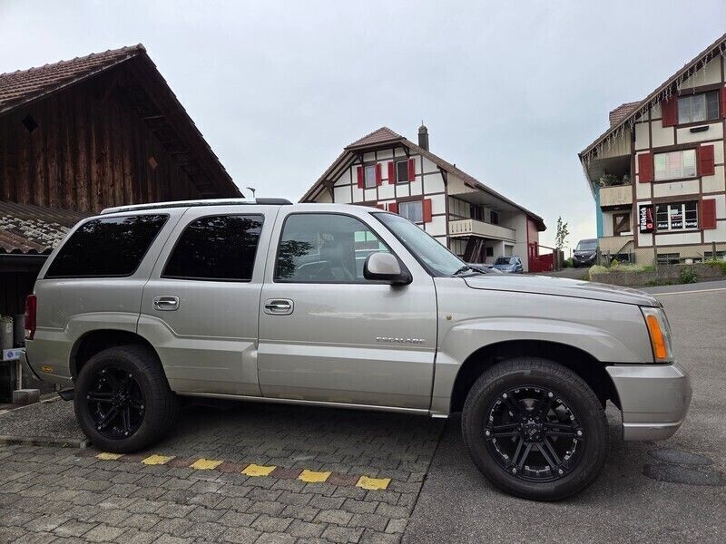 Gebraucht 2005 Cadillac Escalade SUV | CHF 8’900 - Bild 1/4