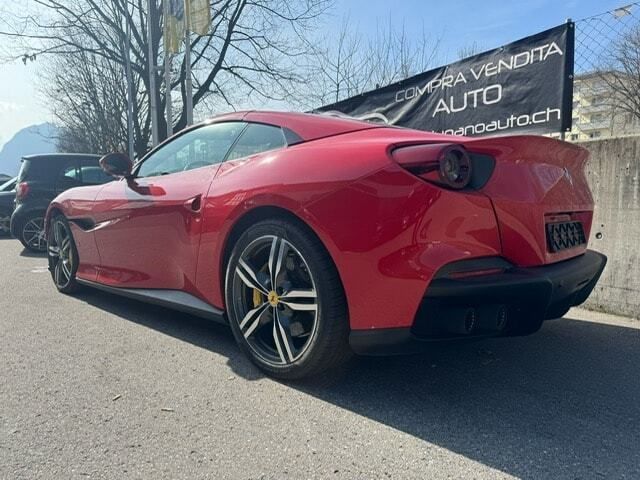 Gebraucht Ferrari Portofino 620 PS (456 kW) 2023 Cabrio