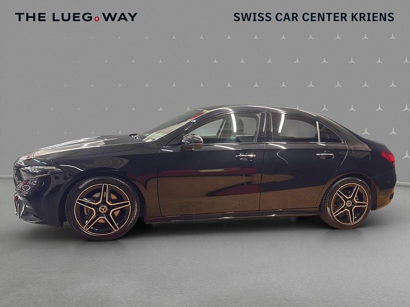 Gebraucht Mercedes A180 AMG 136 PS (100 kW) 2025 Schwarz Limousine
