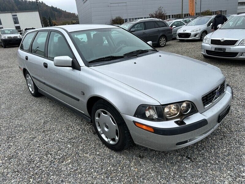 Gebraucht 2002 Volvo V40 Kombi | CHF 900 - Bild 1/4