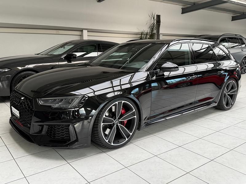 Gebraucht 2018 Audi RS4 Kombi | CHF 44’900 (Etwas zu teuer) - Bild 1/4