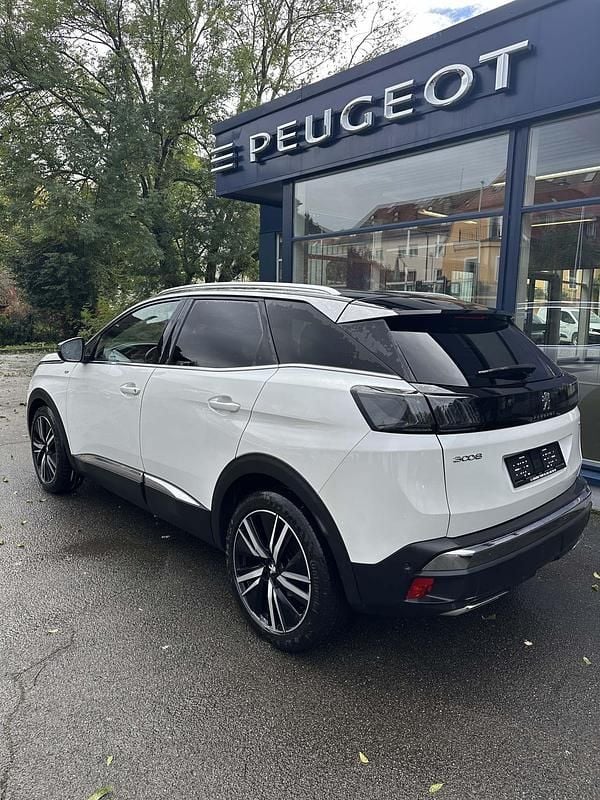 Weiss Gebraucht 2021 Peugeot 3008 GT SUV | CHF 24’900 (Etwas zu teuer) - Bild 1/4