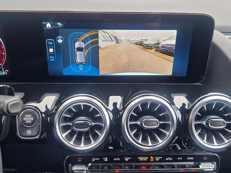 Neu Mercedes GLA220 190 PS (139 kW) 2026 Grau SUV