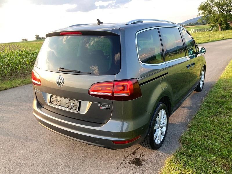 Gebraucht VW Sharan Highline 150 PS (110 kW) 2015 Van / Kleinbus