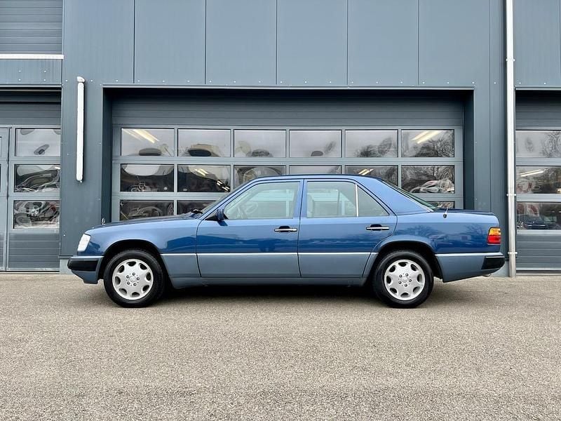 Gebraucht Mercedes E260 160 PS (117 kW) 1990 Limousine