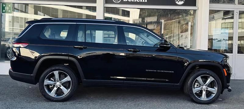 Neu Jeep Grand Cherokee Limited 299 PS (219 kW) 2025 Schwarz SUV