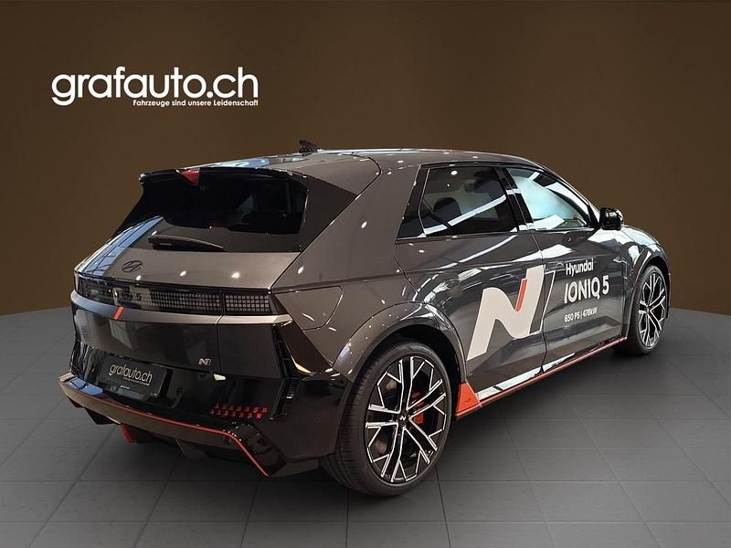 Grau Neu 2025 Hyundai Ioniq 6 Limousine | CHF 65’900 (Fairer Preis) - Bild 1/4