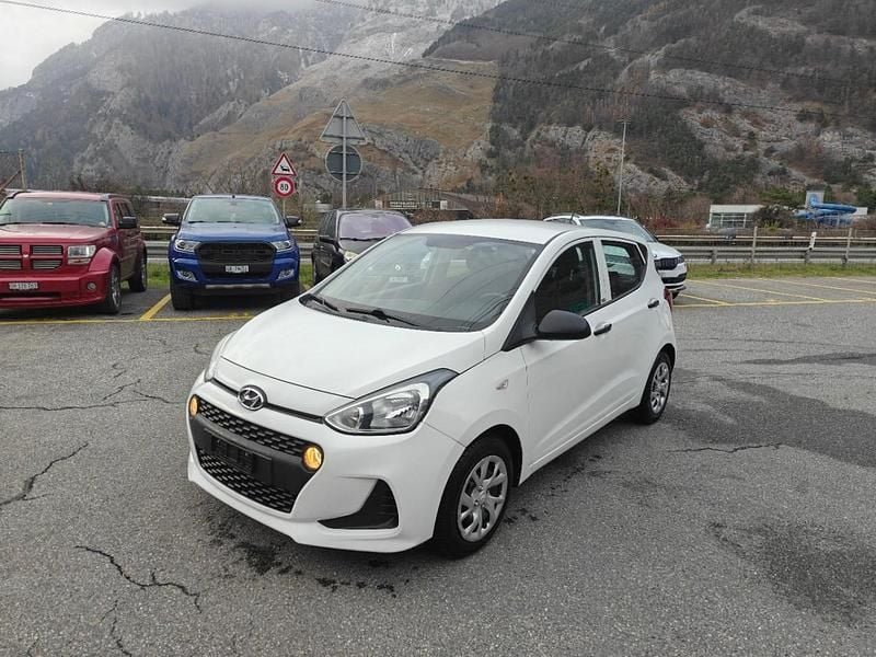 Gebraucht Hyundai i10 66 PS (48 kW) 2017 Kleinwagen