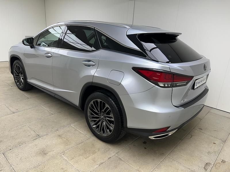 Gebraucht Lexus RX300 238 PS (175 kW) 2022 Silber SUV