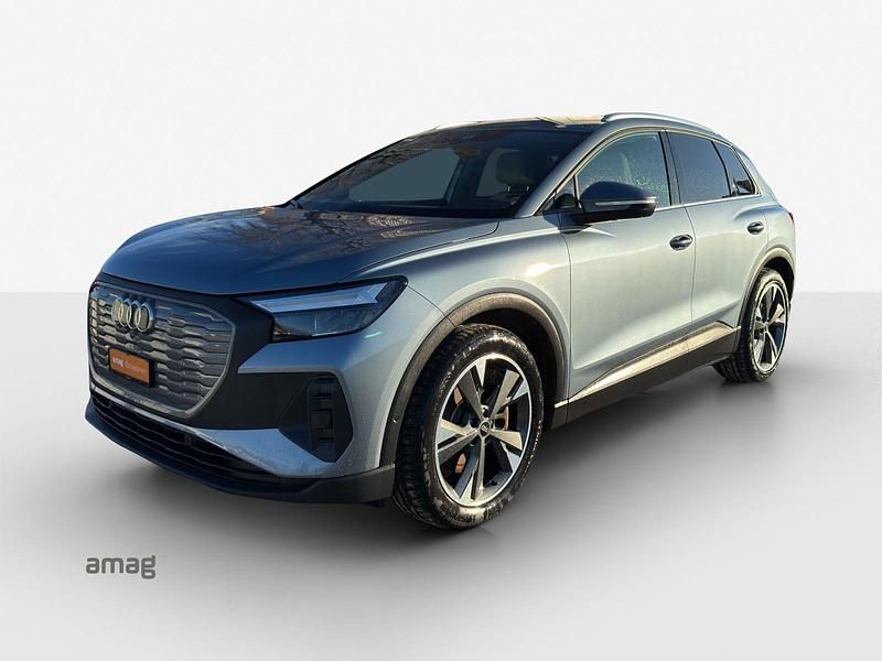 Gebraucht Audi Q4 e-tron Basis 195 kW (266 PS) 2023 Geysirblau metallic SUV