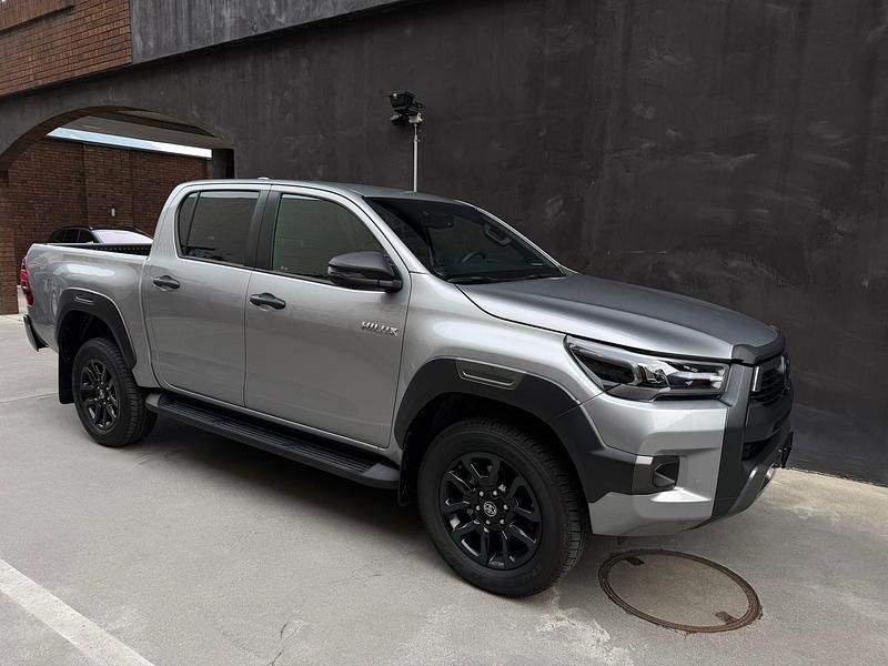 Neu Toyota HiLux 204 PS (150 kW) 2025 Abholung