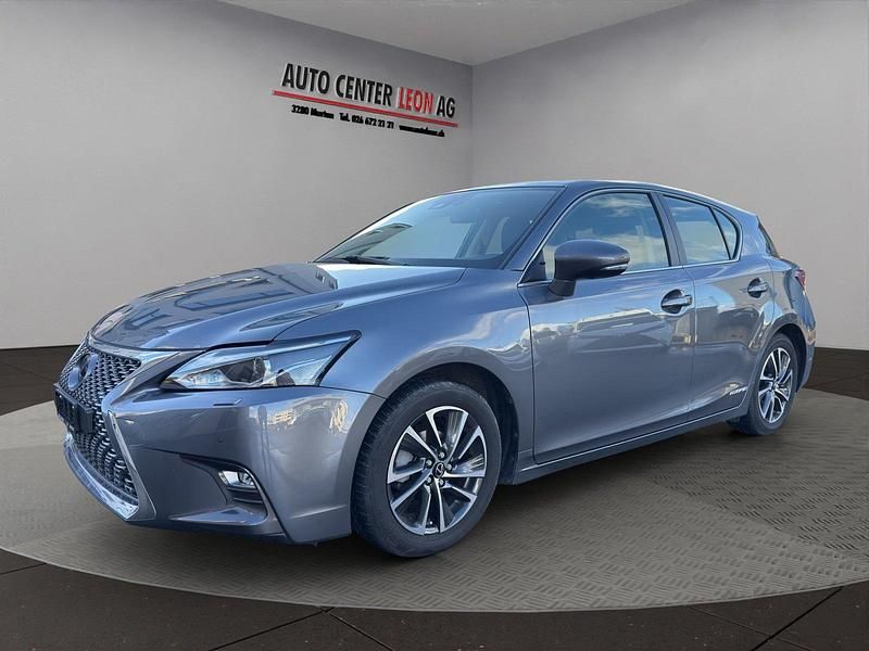 Gebraucht Lexus CT200h 136 PS (100 kW) 2020 Limousine