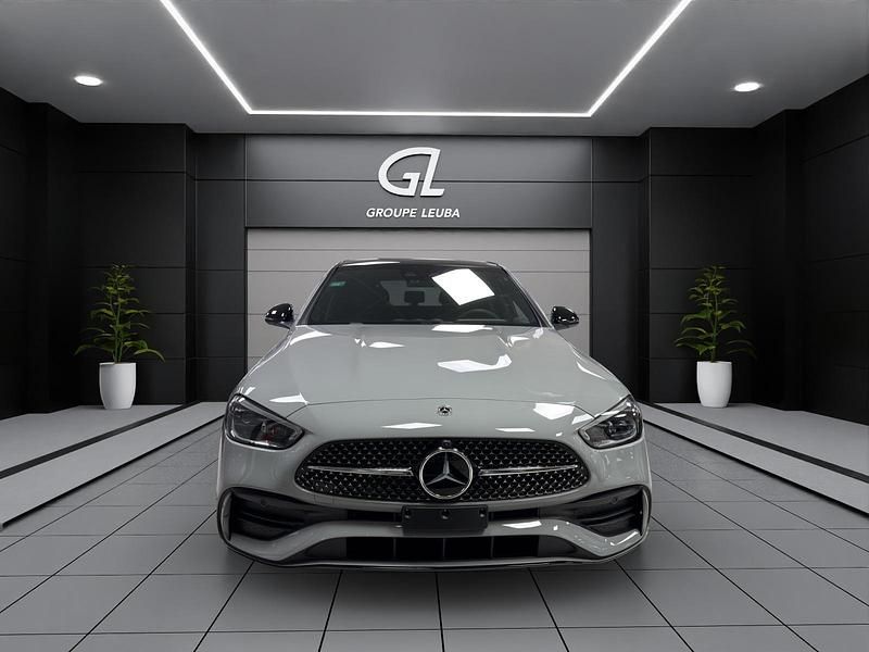 Neu Mercedes C300e 313 PS (230 kW) 2025 Grau Limousine