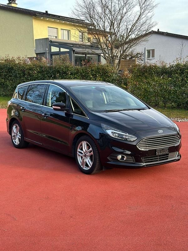Gebraucht Ford S-MAX Titanium 240 PS (176 kW) 2015 Van / Kleinbus