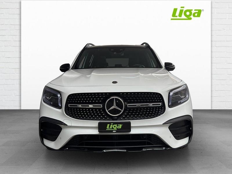 Gebraucht Mercedes GLB250 AMG line 224 PS (164 kW) 2021 Weiss SUV
