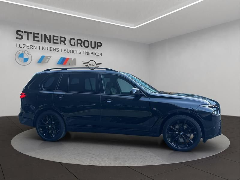 Gebraucht BMW X7 M Sport 340 PS (250 kW) 2024 SUV