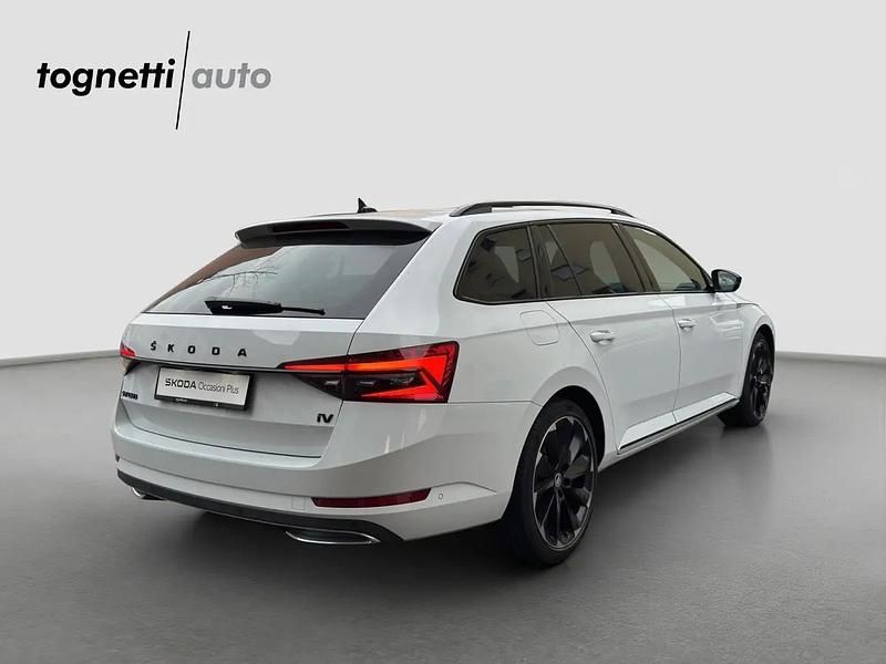 Gebraucht Skoda Superb SportLine 218 PS (160 kW) 2025 Weiss