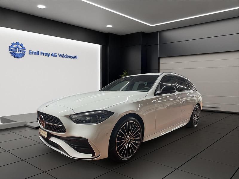 Weiss Gebraucht 2025 Mercedes C220 AMG line Kombi | CHF 59’950 (Fairer Preis) - Bild 1/4