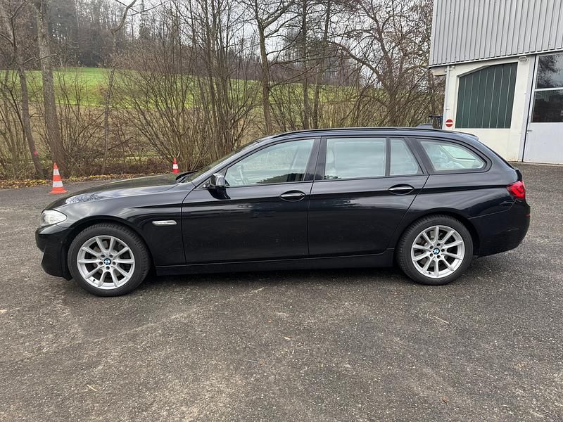 Gebraucht BMW 530 258 PS (189 kW) 2013 Kombi