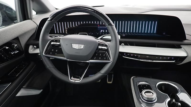 Neu Cadillac OPTIQ 223 kW (304 PS) 2025 SUV