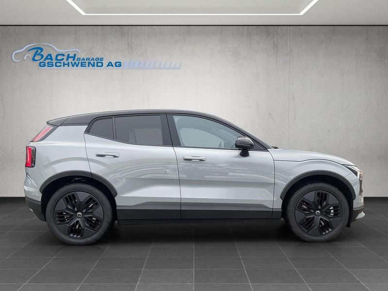 Neu Volvo EX30 CC Performance 314 kW (428 PS) 2025 SUV