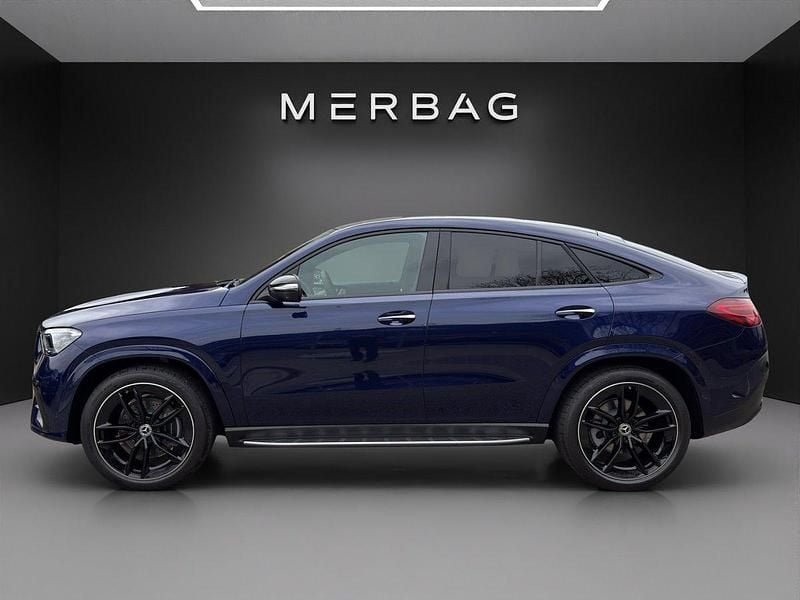 Neu Mercedes GLE300 269 PS (197 kW) 2025 Blau Coupé