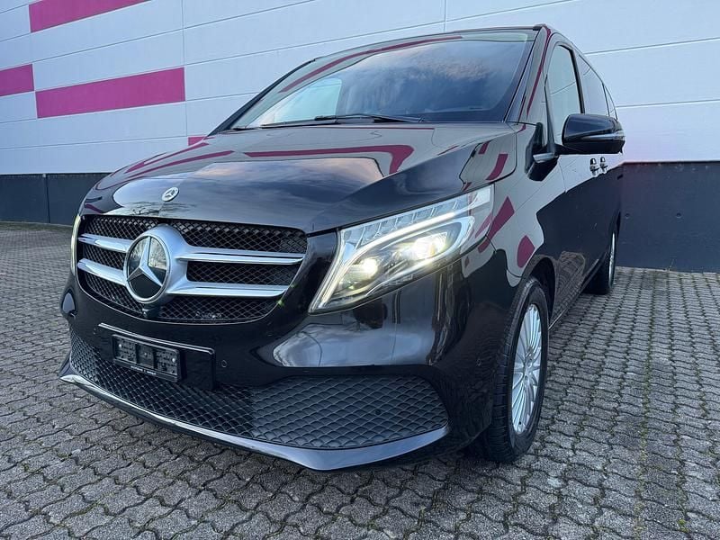 Gebraucht Mercedes V250 Avantgarde 190 PS (139 kW) 2021 Van / Kleinbus