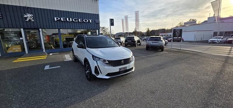Weiss Gebraucht 2023 Peugeot 5008 GT SUV | CHF 28’300 (Guter Preis) - Bild 1/4