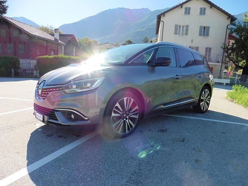 Gebraucht Renault Grand Scénic IV Initiale Paris 160 PS (117 kW) 2019 Van / Kleinbus