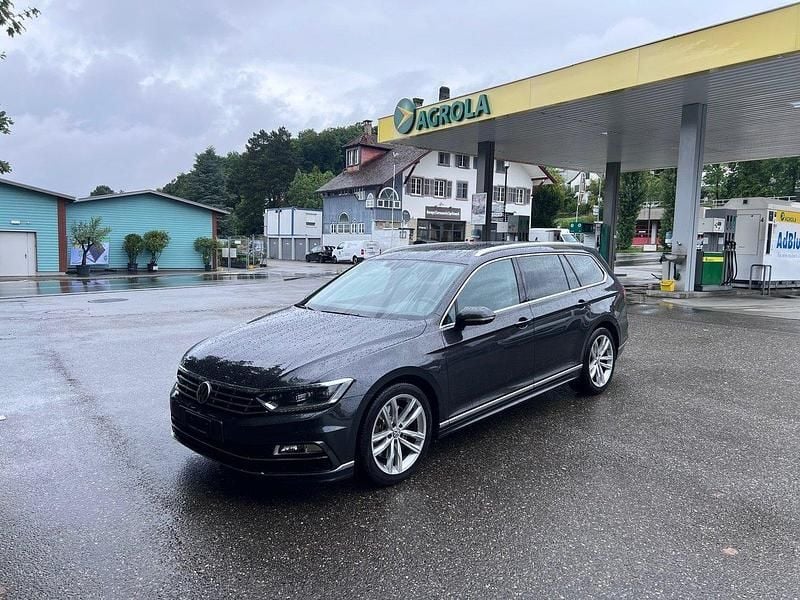 Gebraucht 2019 VW Passat R-line Kombi | CHF 27’990 (Fairer Preis) - Bild 1/4