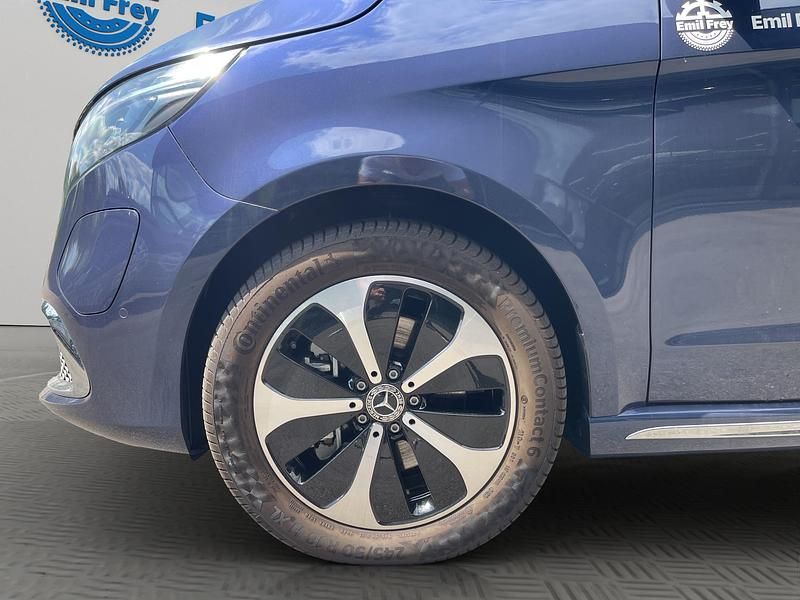 Gebraucht Mercedes EQV300 150 kW (204 PS) 2023 Blau Van