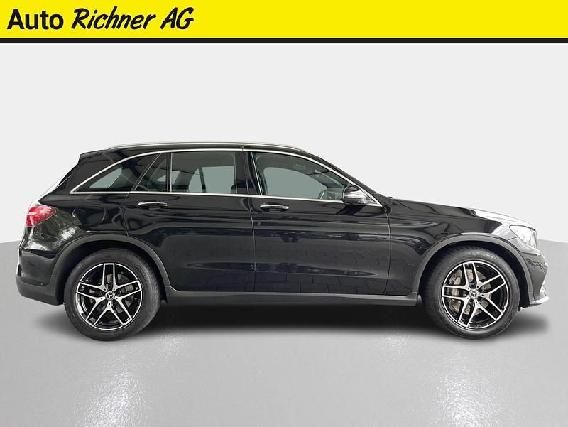 Gebraucht Mercedes GLC250 AMG line 211 PS (155 kW) 2019 Schwarz SUV