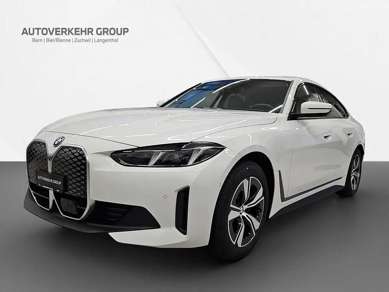 Weiss Gebraucht 2026 BMW i4 Limousine | CHF 58’750 (Guter Preis) - Bild 1/4