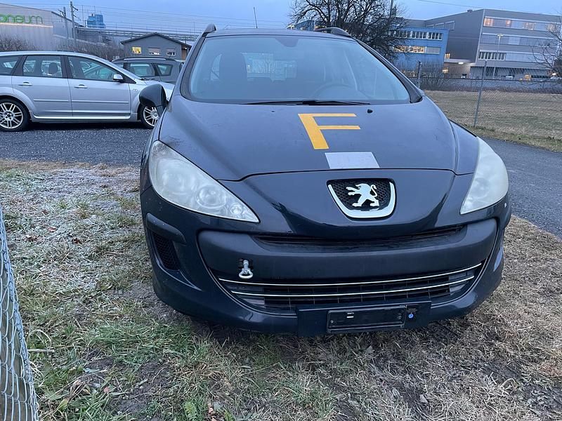 Gebraucht Peugeot 308 SW 112 PS (82 kW) 2011 Kombi