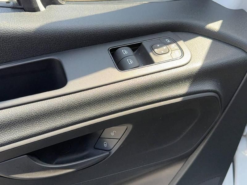 Gebraucht Mercedes Sprinter 170 PS (125 kW) 2022 Weiss Van