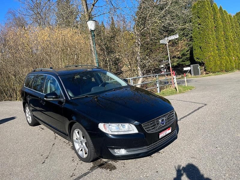 Gebraucht Volvo V70 Kinetic 115 PS (84 kW) 2015 Kombi