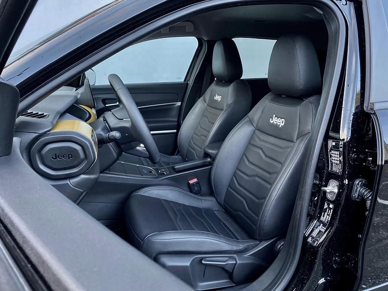 Gebraucht Jeep Avenger EV Summit 114 kW (156 PS) 2023 SUV