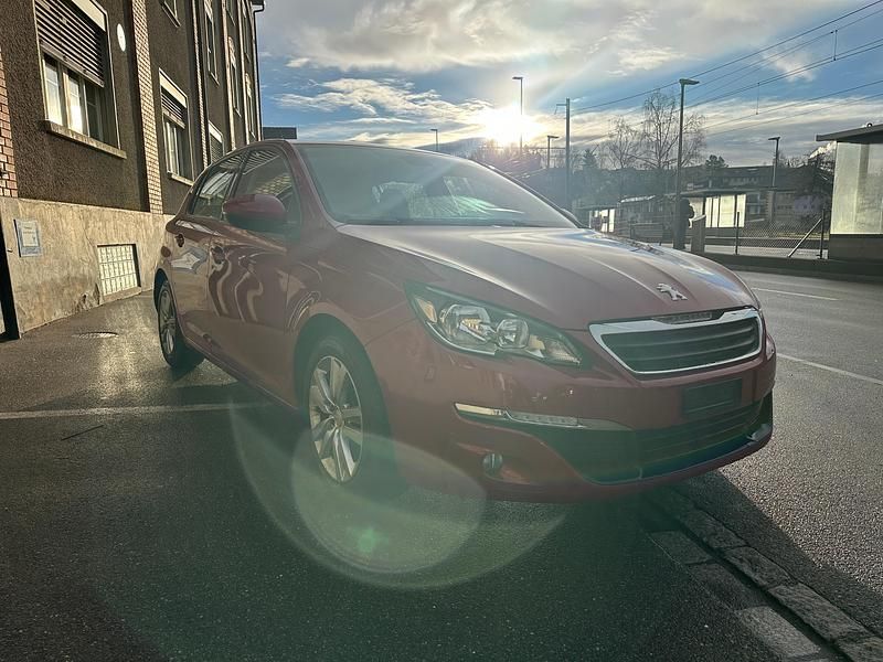 Gebraucht Peugeot 308 Allure 125 PS (91 kW) 2014