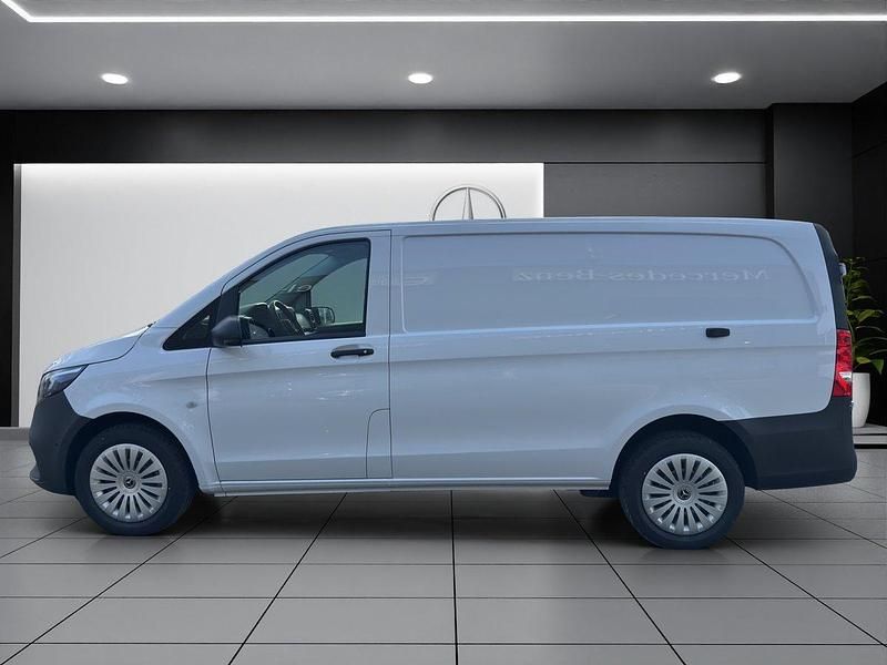 Neu Mercedes Vito 136 PS (100 kW) 2025 Van