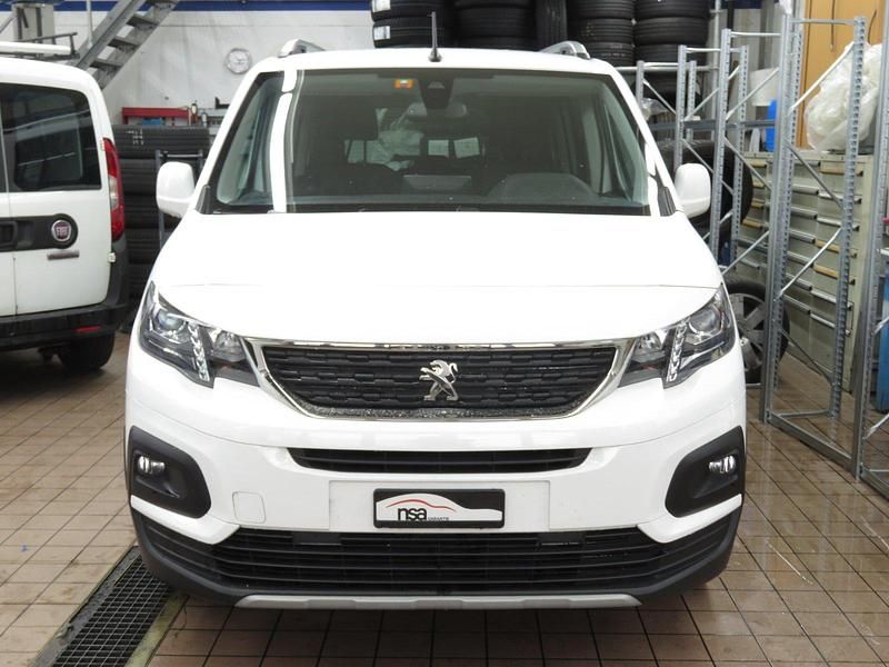Gebraucht Peugeot Rifter Allure 130 PS (95 kW) 2021 Van / Kleinbus