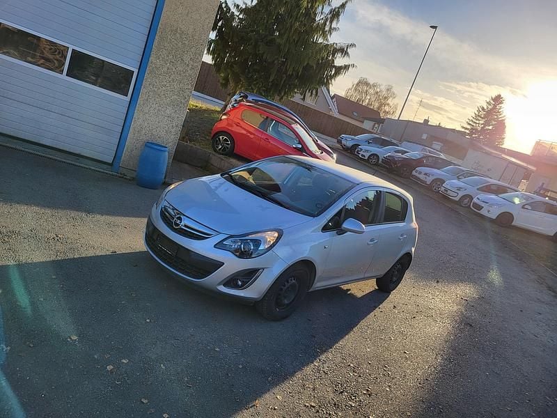 Gebraucht Opel Corsa Enjoy 100 PS (73 kW) 2012 Kleinwagen
