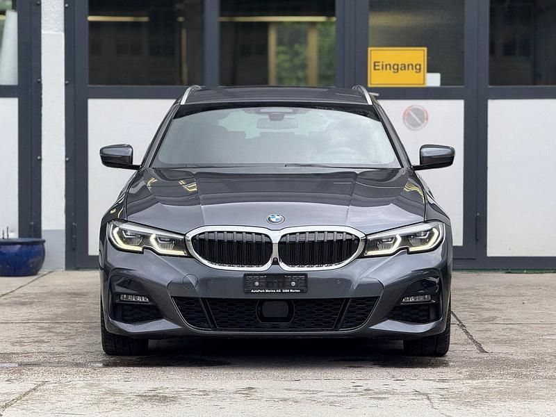 Gebraucht BMW 330 M Sport 265 PS (194 kW) 2019 Kombi