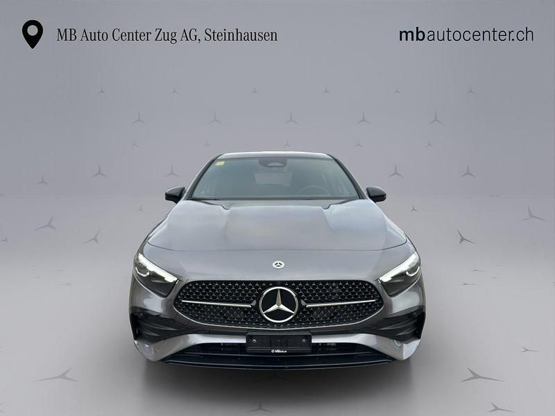 Gebraucht 2025 Mercedes A180 AMG line Limousine | CHF 45’800 - Bild 1/4